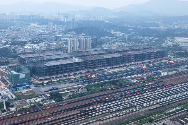 深圳：多式聯(lián)運(yùn)國(guó)家物流樞紐鋼結(jié)構(gòu)主體完工:鋼結(jié)構(gòu)
